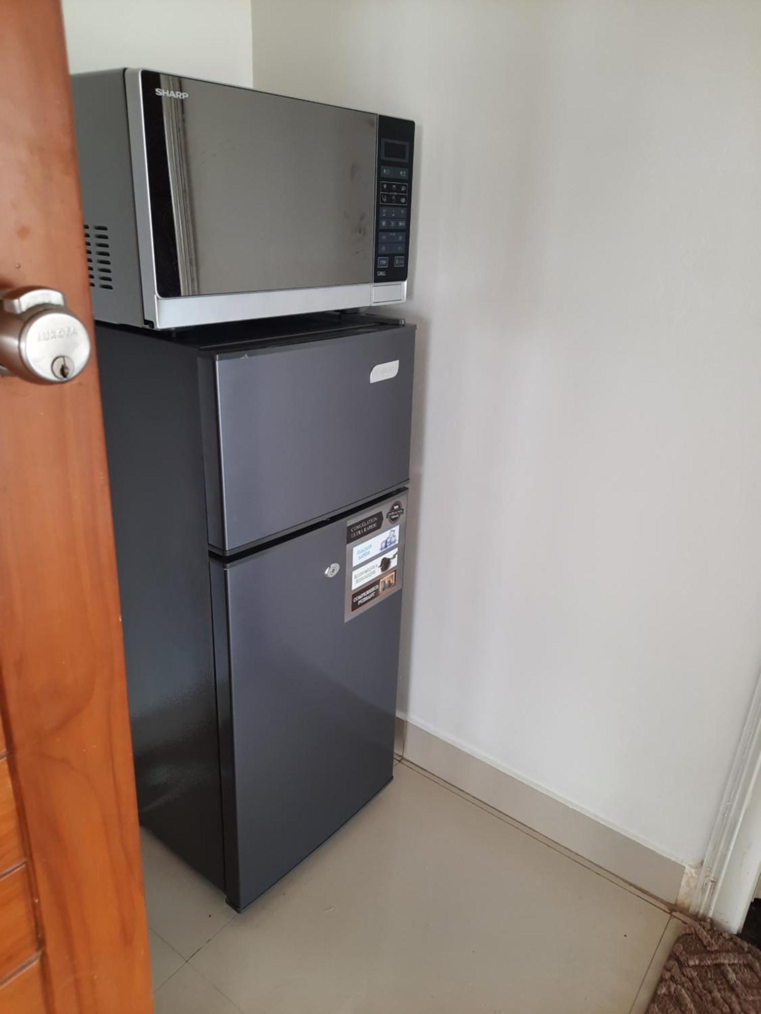 דקר Chambres Meublees Avenue Cheikh Anta Diop מראה חיצוני תמונה