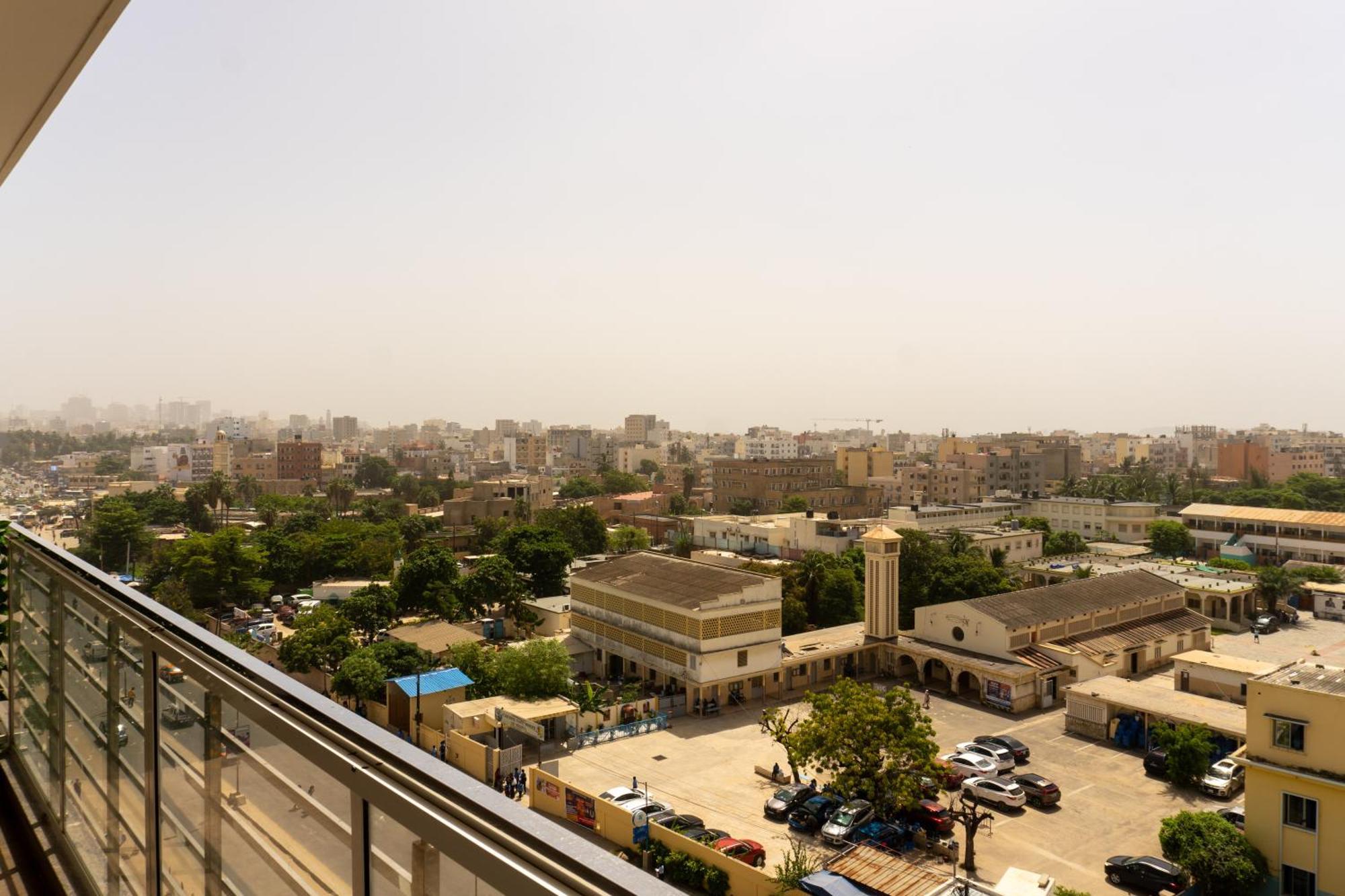 דקר Chambres Meublees Avenue Cheikh Anta Diop מראה חיצוני תמונה