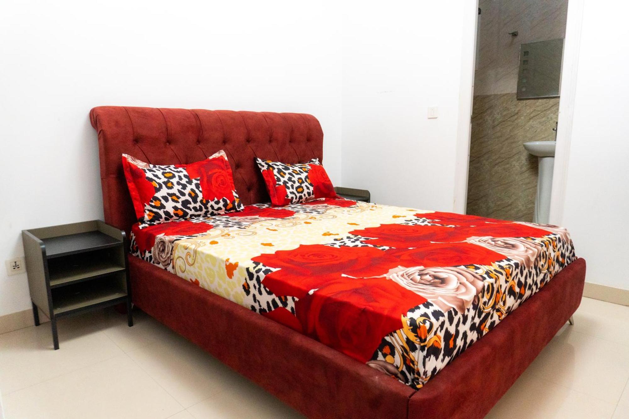 דקר Chambres Meublees Avenue Cheikh Anta Diop מראה חיצוני תמונה